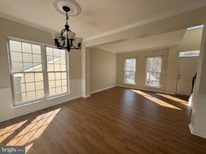 6485 Ashby Grove Loop in Haymarket, VA - Building Photo - Building Photo