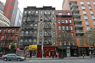 508 Ninth Ave in New York, NY - Building Photo - Building Photo