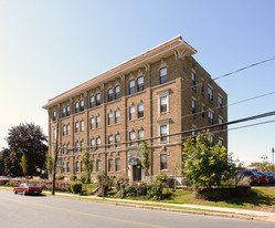 476 Farmington Ave Apartments