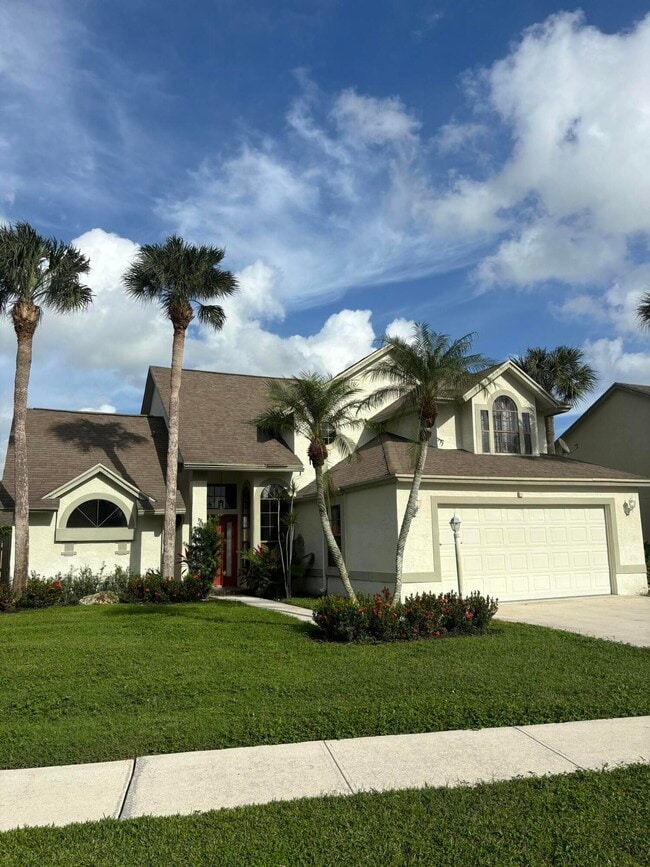 12989 Meadowbreeze Dr in Wellington, FL - Building Photo - Building Photo