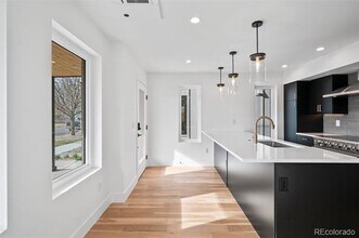 2453 Lawrence St in Denver, CO - Building Photo - Building Photo