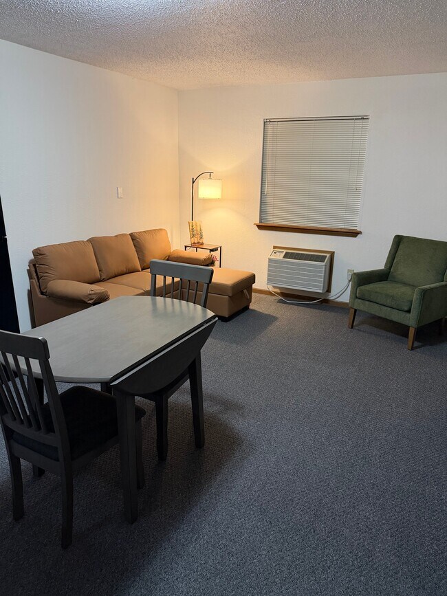 604 S Polk St, Unit HZ101 in Maysville, MO - Building Photo - Building Photo