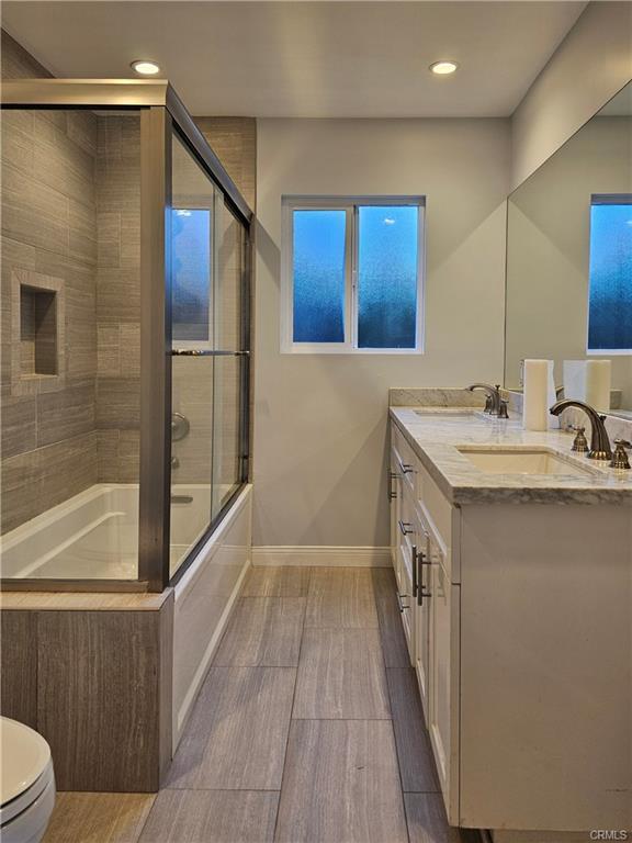 22045 De La Osa St in Los Angeles, CA - Building Photo - Building Photo