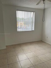 4037 NW 90th Ave in Sunrise, FL - Building Photo - Building Photo