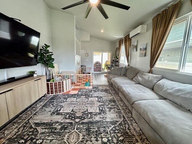 91-4088-4088 Hikuha St in Ewa Beach, HI - Building Photo - Building Photo