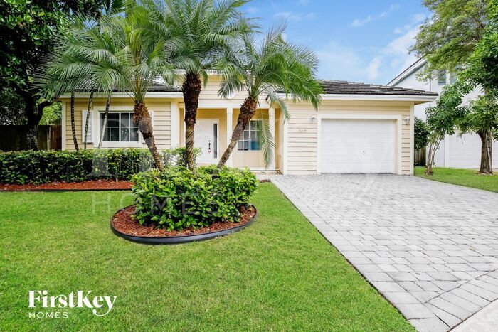 665 SE 31st Ave in Homestead, FL - Building Photo