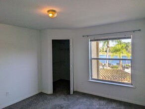 8915 Latrec Ave, Unit 8915 Latrec Ave 212 in Orlando, FL - Building Photo - Building Photo