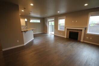 1758 NE Janice Way in Bend, OR - Building Photo - Building Photo