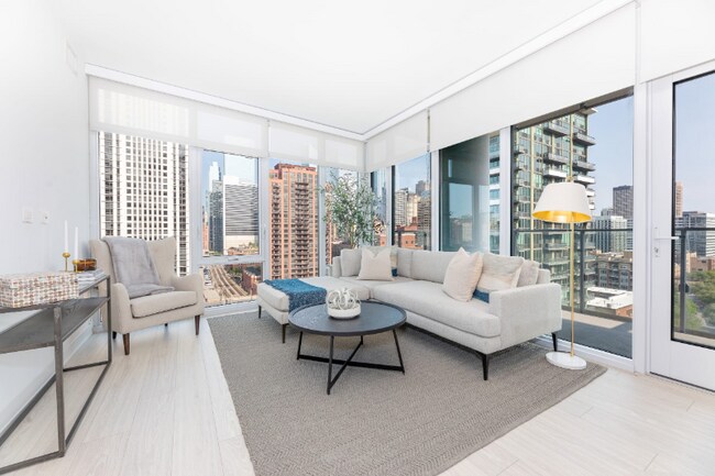 212 W Wayman St in Chicago, IL - Foto de edificio - Building Photo