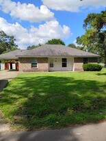 4480 Benton Dr in Lufkin, TX - Building Photo