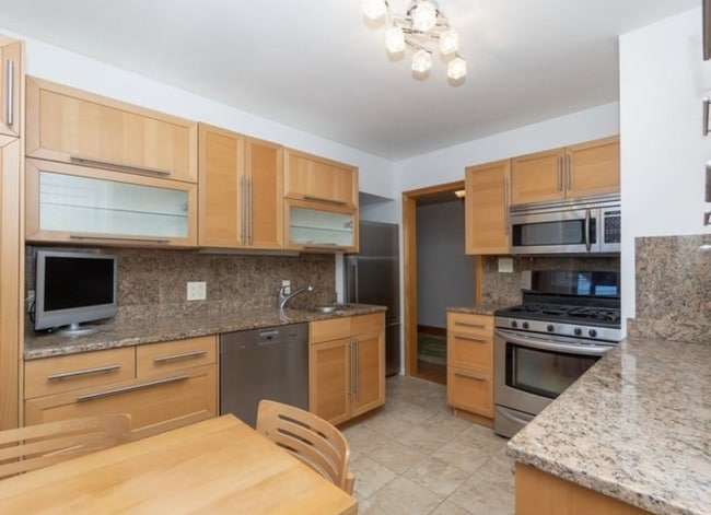 property at 60 Sutherland Rd