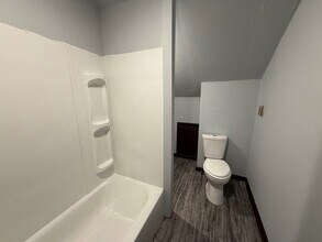 4 Cronkhite Ave in Danville, IL - Building Photo - Building Photo