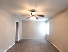 502 Oak Cir Dr in Myrtle Beach, SC - Building Photo - Building Photo