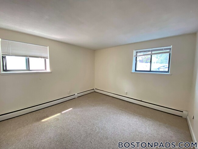 66 Homer Ave, Unit 109 in Cambridge, MA - Building Photo - Building Photo