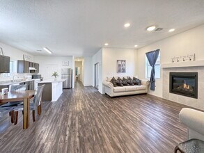 4774 Grizzly Peak Rd NE in Rio Rancho, NM - Building Photo - Building Photo