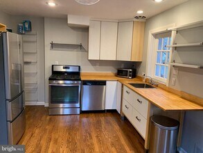 5 E Alexandria Ave in Alexandria, VA - Building Photo - Building Photo