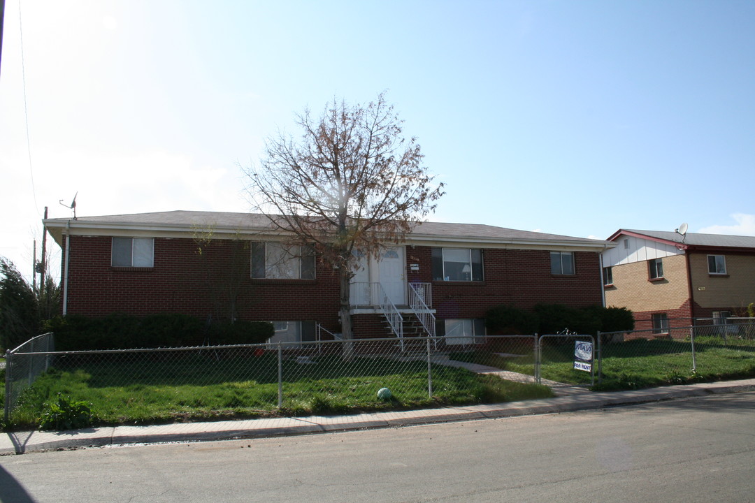 7115-7121 Stuart St in Westminster, CO - Building Photo