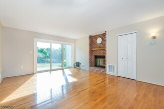 85 Woodward Ln in Bernards, NJ - Building Photo - Building Photo
