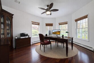 12 Fortune Way in Suffern, NY - Building Photo - Building Photo