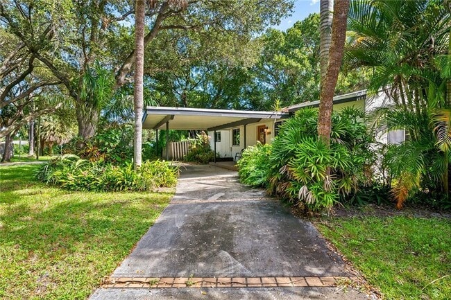 1424 SW 18th St in Fort Lauderdale, FL - Building Photo - Building Photo