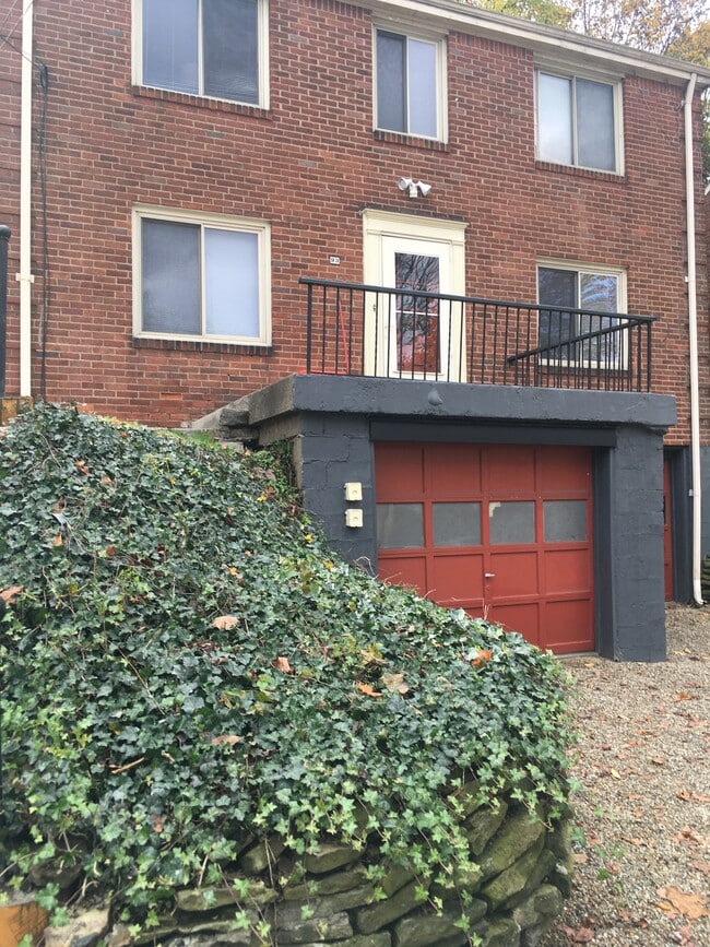 93 N Starr Ave, Unit 93 North Starr in Bellevue, PA - Foto de edificio - Building Photo