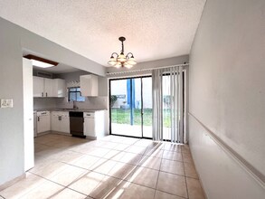 2811 SW Archer Rd, Unit S145 in Gainesville, FL - Building Photo - Building Photo