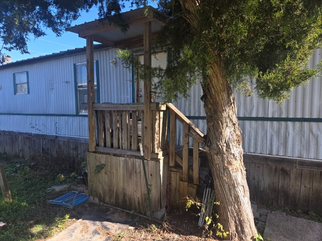 1801 S Business 45 in Corsicana, TX - Building Photo - Building Photo