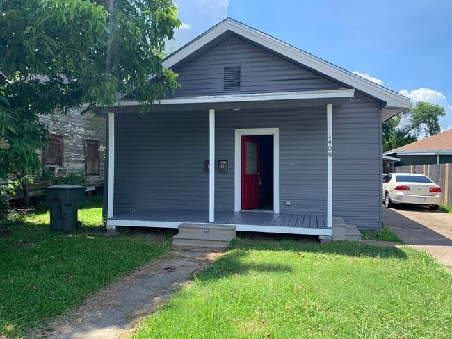property at 1409 10th St