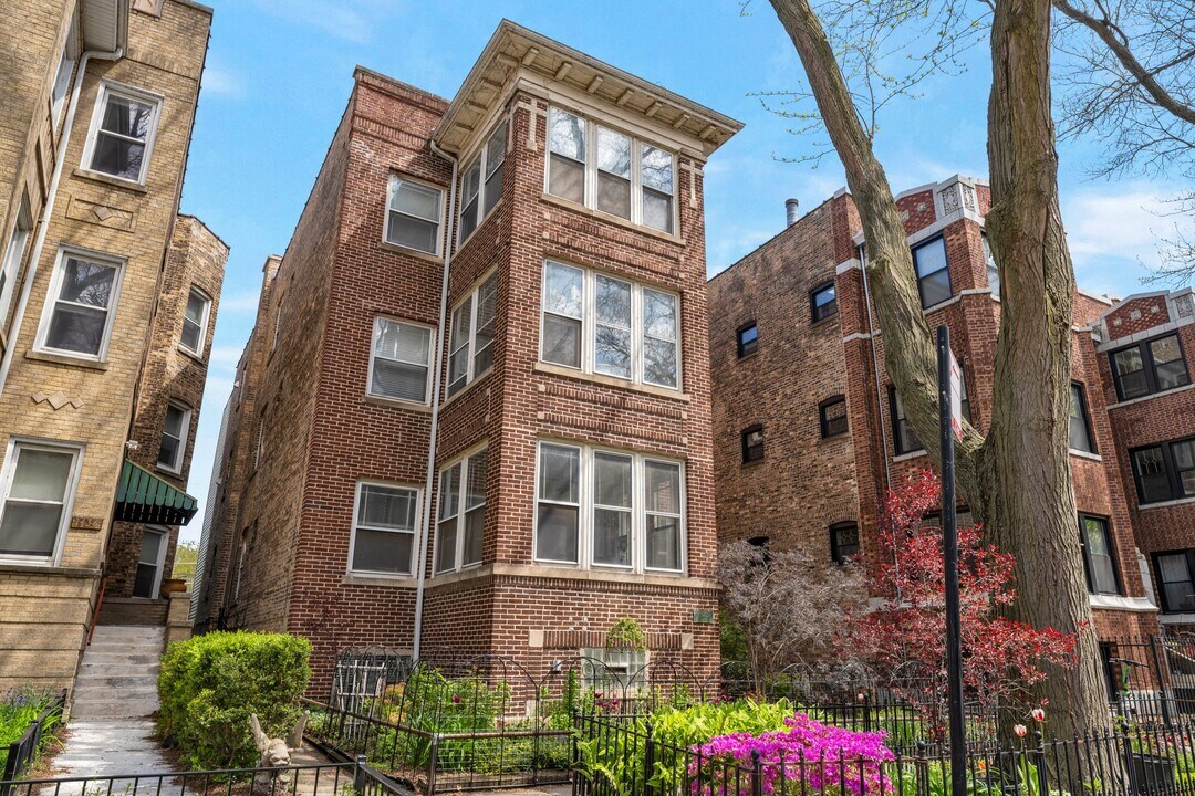 1432 W Jonquil Ter in Chicago, IL - Foto de edificio