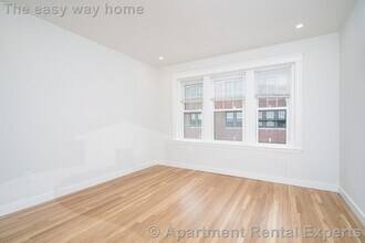 18 Forest St, Unit #31 in Cambridge, MA - Building Photo - Building Photo