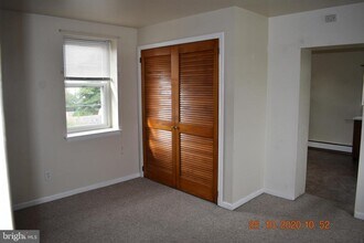 48 E 5th St in New Castle, DE - Foto de edificio - Building Photo