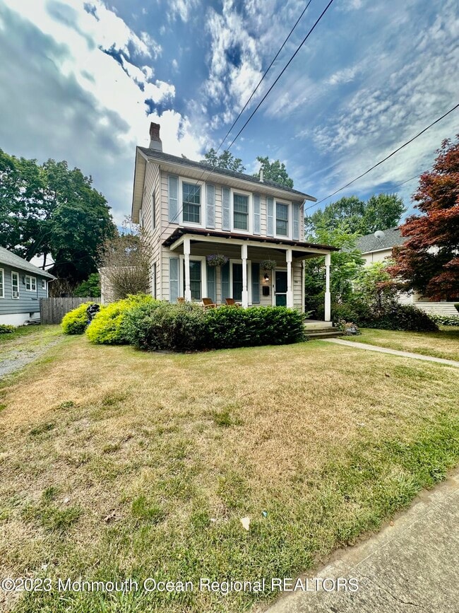 596 Vernon St in Long Branch, NJ - Building Photo - Building Photo