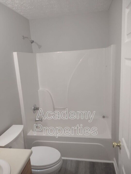 2039 Faith Cove in Atlanta, GA - Building Photo