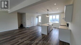 435 Callaway Rd in London, ON - Building Photo