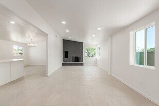 2110 N Highland Ave in Tucson, AZ - Building Photo