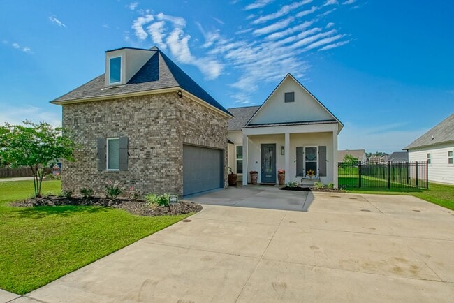 property at 39269 Canopy Ct