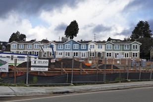 Aptos Village - Townhomes