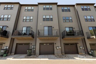 128 Music Hall Wy in Charlotte, NC - Building Photo - Building Photo