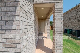 3233 NW 149th St in Oklahoma City, OK - Building Photo - Building Photo