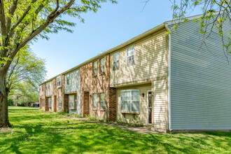 Dublin Commons in Columbus, OH - Building Photo - Building Photo