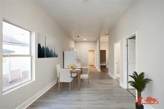 211 W Cherry St in Griffin, GA - Foto de edificio - Building Photo