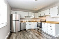 654 Hillsdale Dr photo'