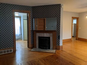 1021 Ames St in Saginaw, MI - Building Photo - Building Photo