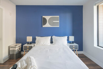 701 W Rio Salado Pkwy in Tempe, AZ - Building Photo - Building Photo