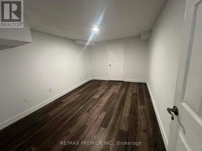 118 Solway Ave in Vaughan, ON - Building Photo - Building Photo