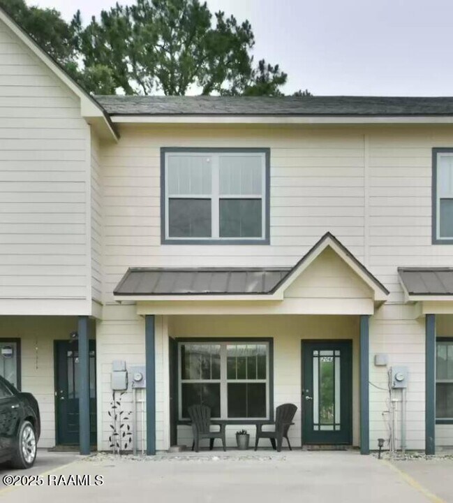 206 Caudill Dr in Lafayette, LA - Building Photo
