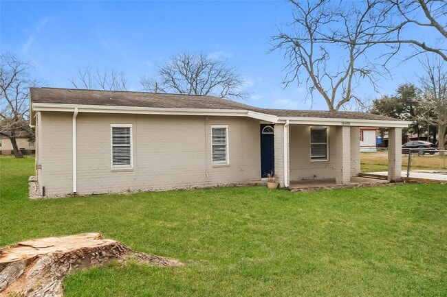 16606 W Crosby St in Crosby, TX - Building Photo - Building Photo