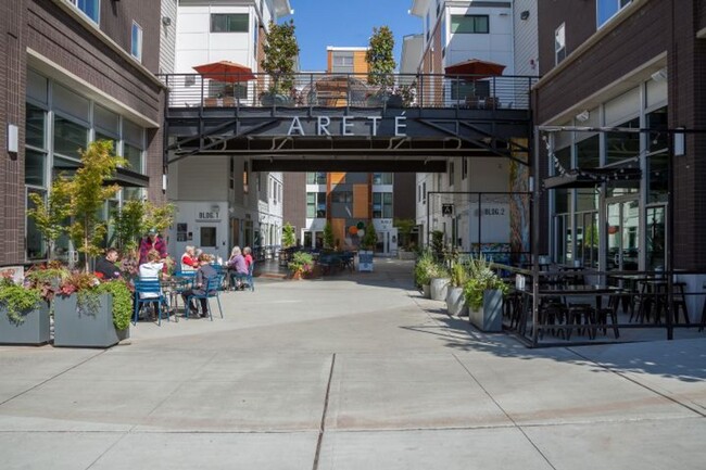 Arete Apartments in Kirkland, WA - Foto de edificio - Building Photo