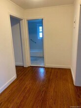 49-09 Hanford St in Queens, NY - Building Photo - Building Photo