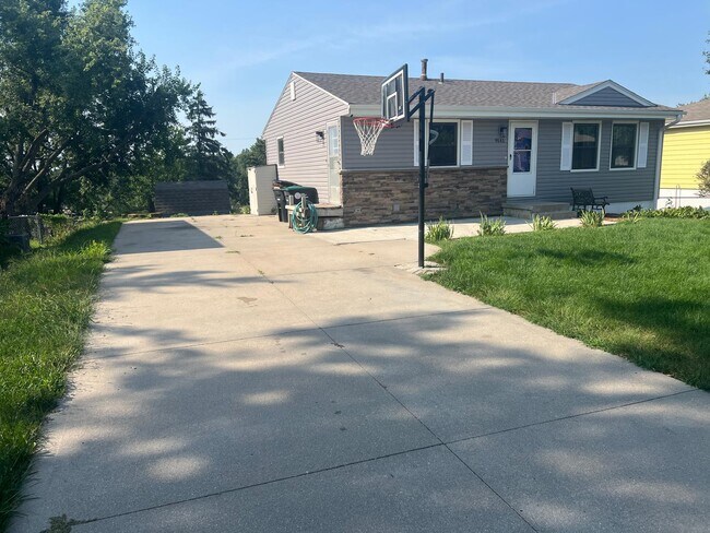property at 9141 Grand Ave